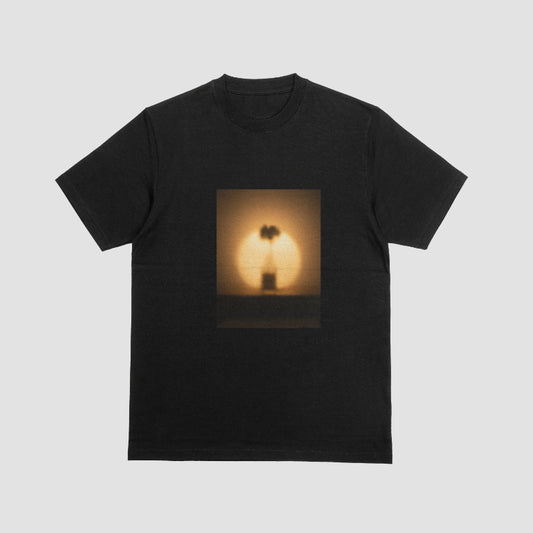 Lone Light Tee – Black Edition